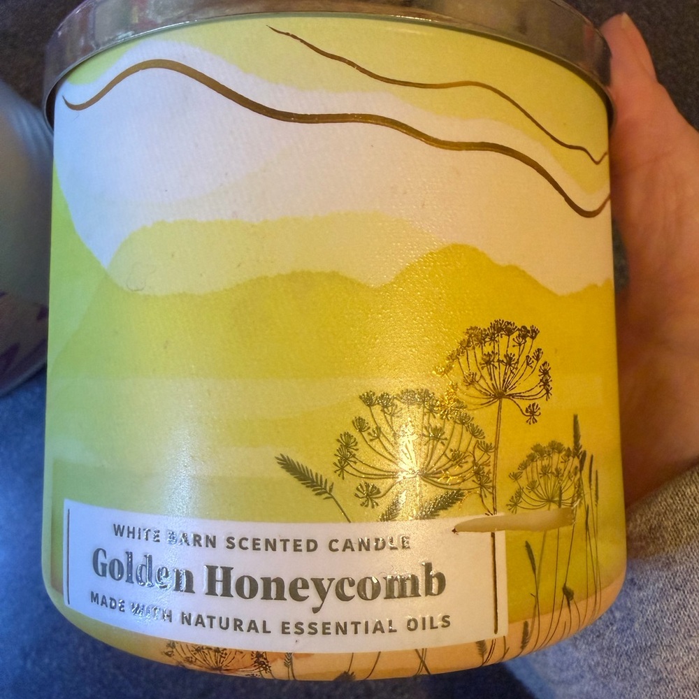 White Barn Golden Honeycomb Candle with Yellow and Cream Design